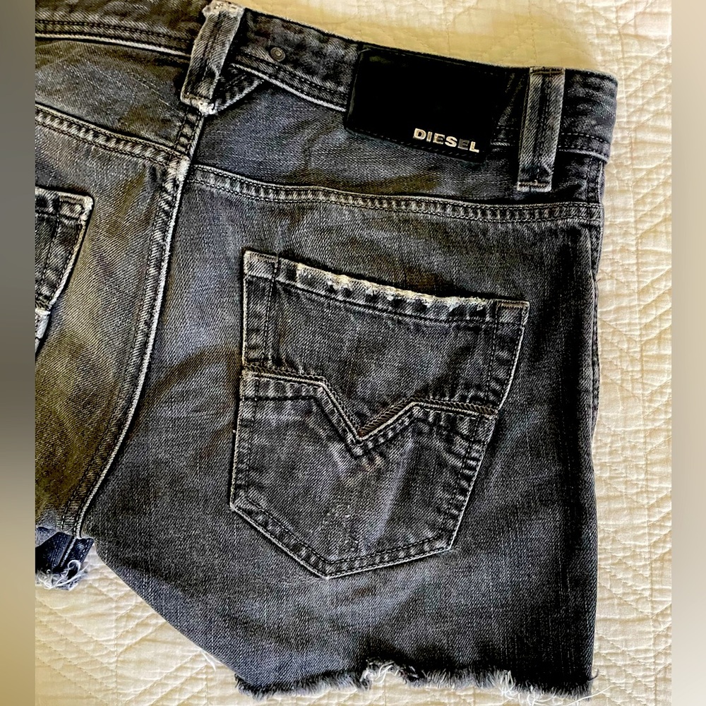 Diesel summer shorts women size 30 (fits a 6-8 M)